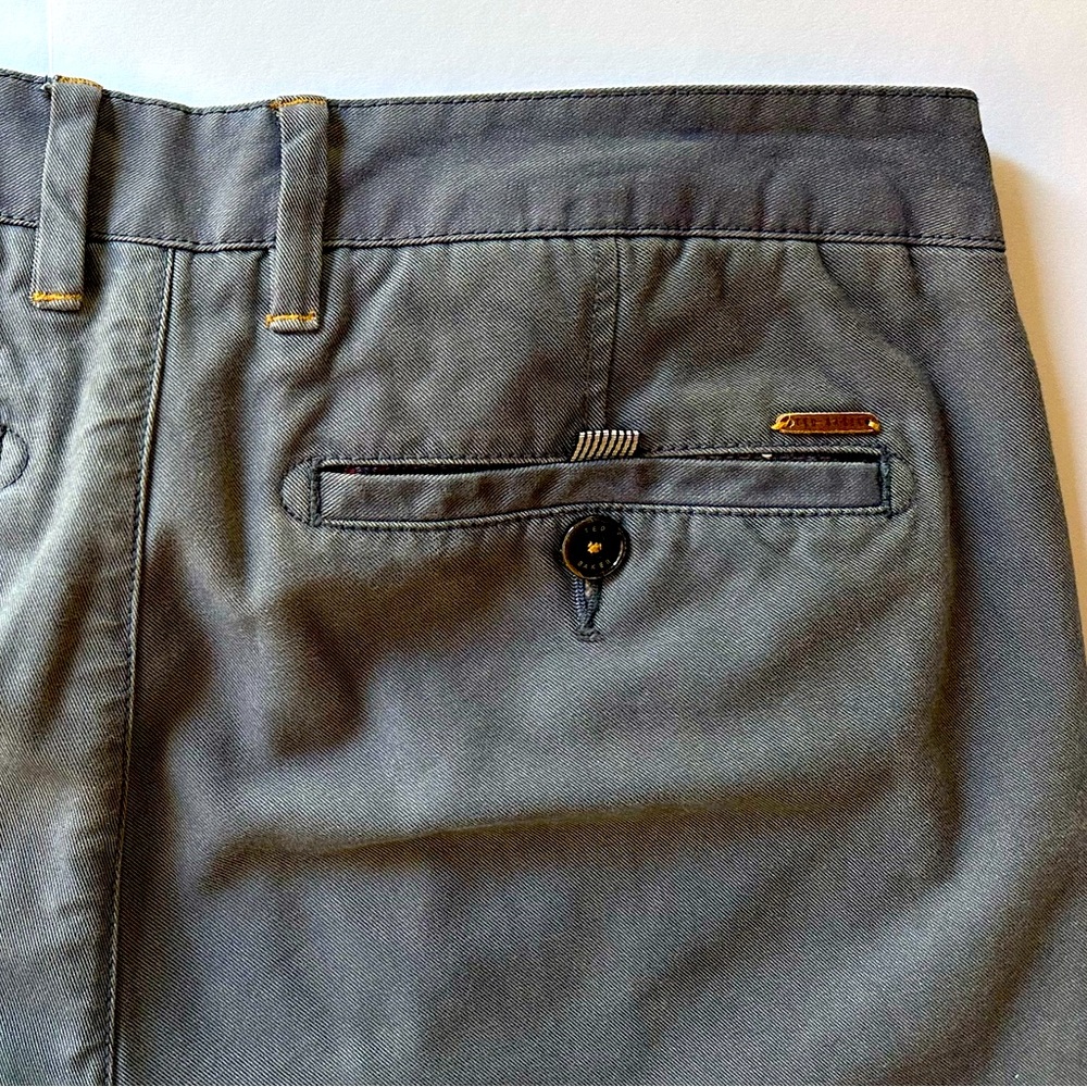 Ted Baker blue-gray 100% cotton chinos | EUC